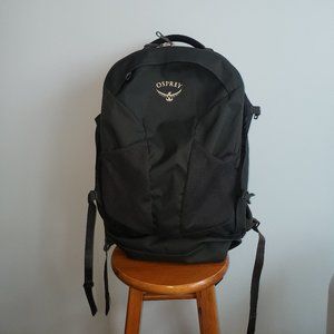 Osprey Farpoint 40 Travel Backpack - M/L - Volcanic Grey